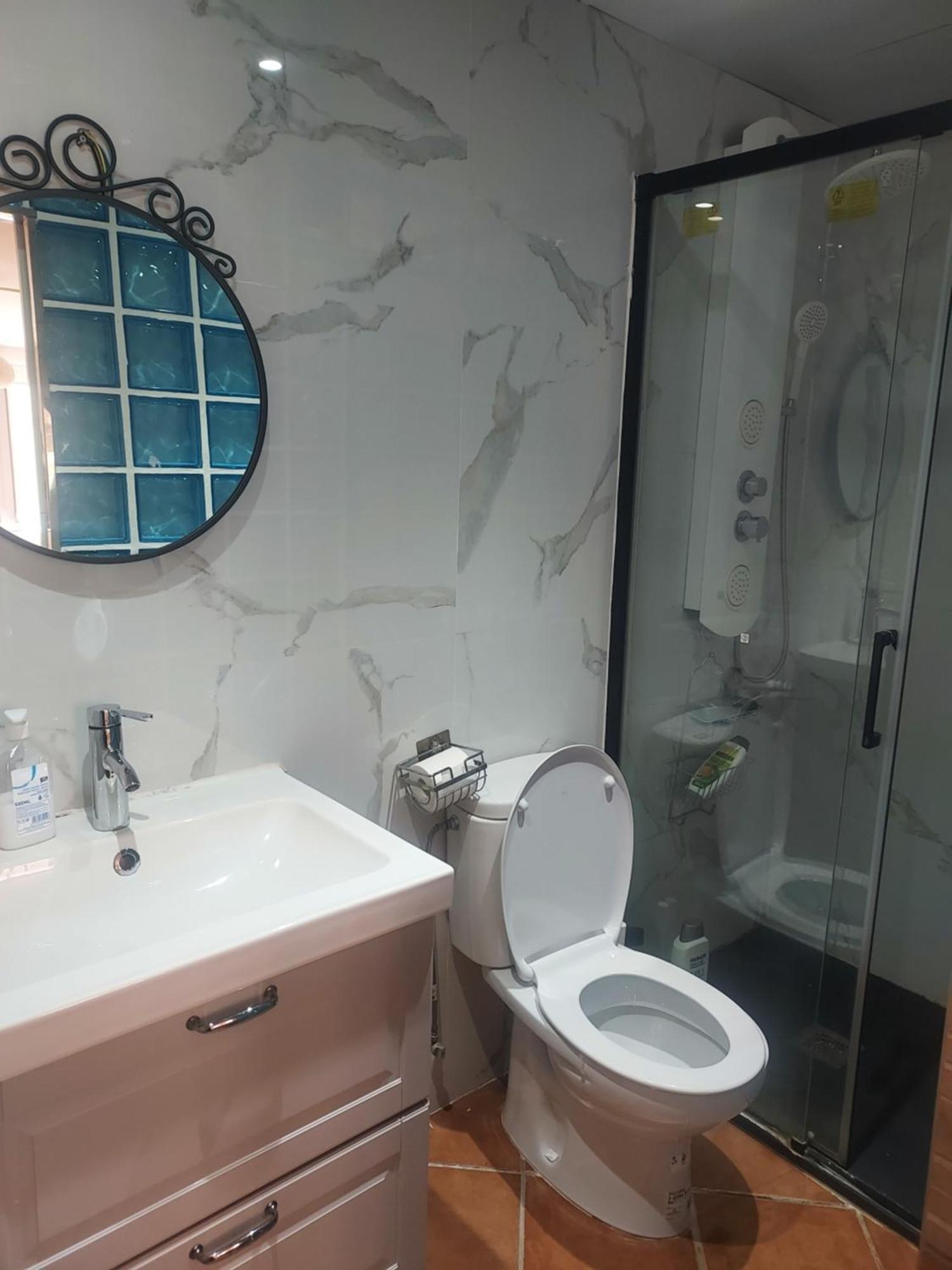 Barcelona Village Homestay Tiana Екстер'єр фото