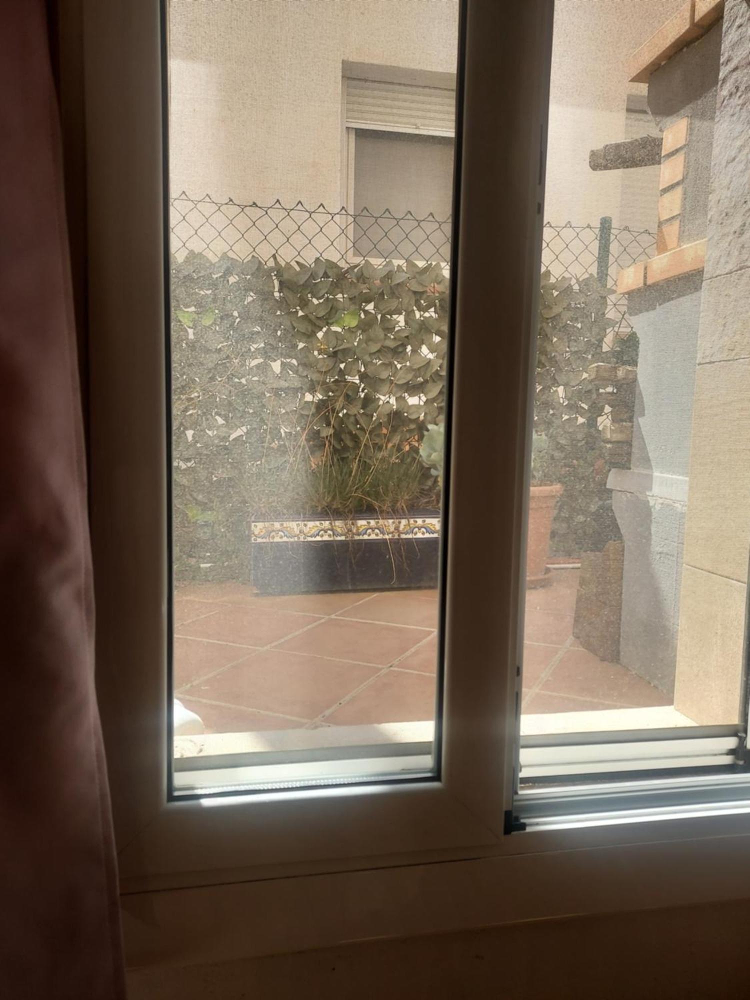 Barcelona Village Homestay Tiana Екстер'єр фото