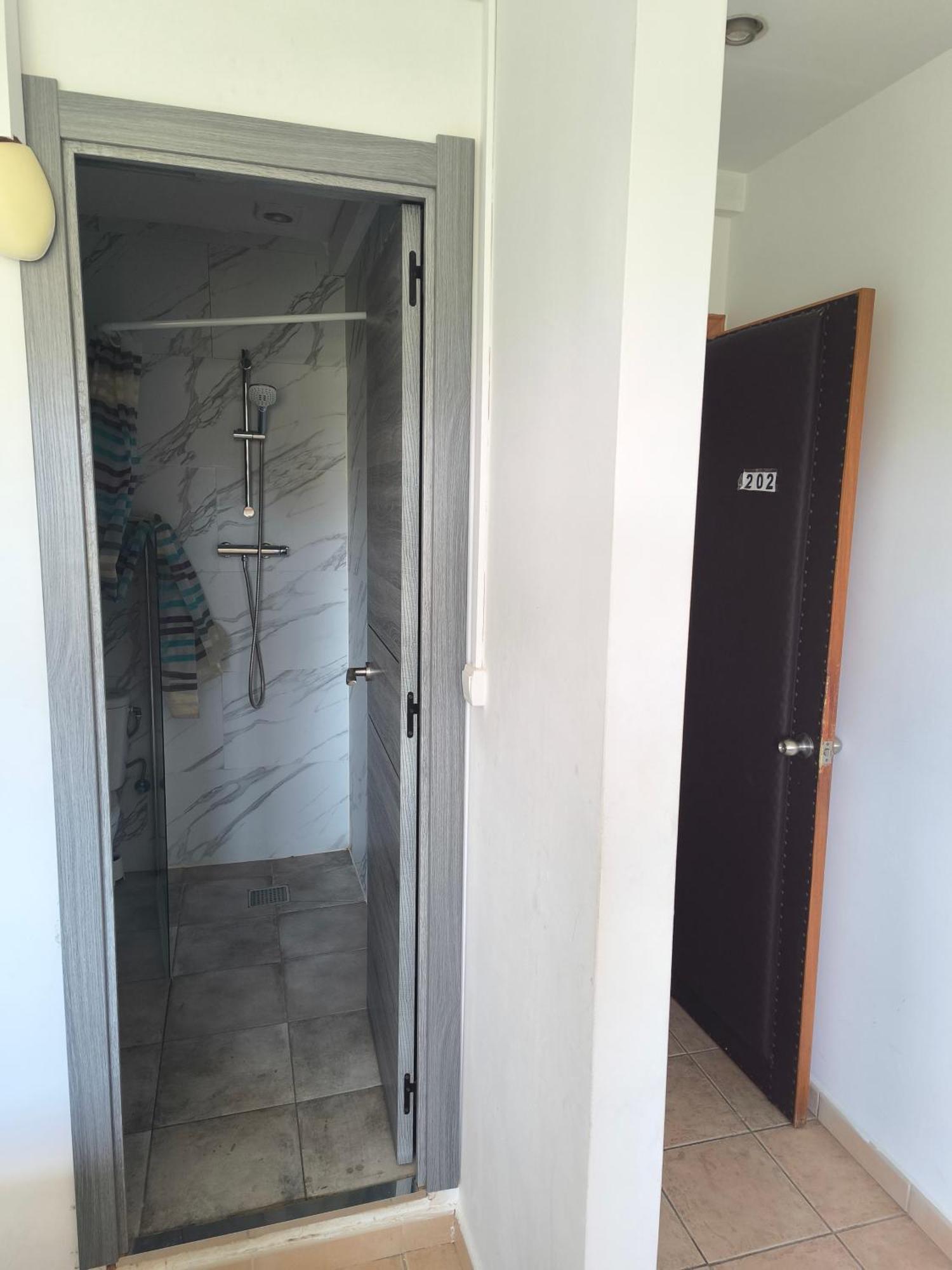 Barcelona Village Homestay Tiana Екстер'єр фото
