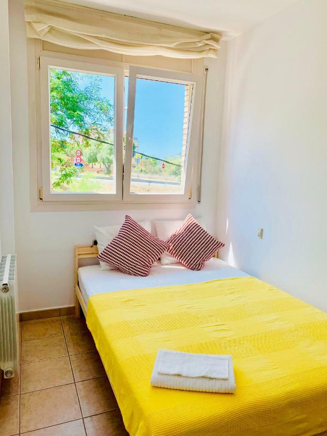 Barcelona Village Homestay Tiana Екстер'єр фото