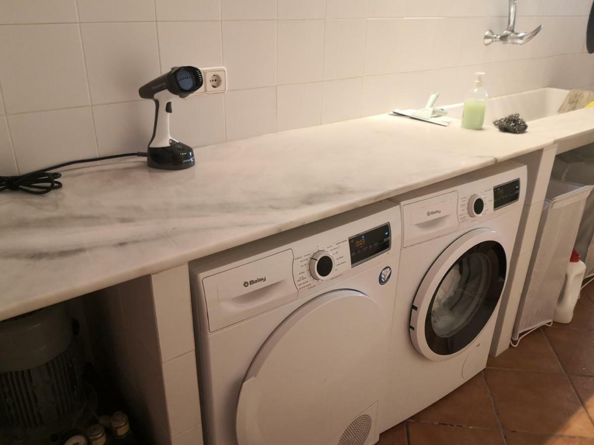 Barcelona Village Homestay Tiana Екстер'єр фото